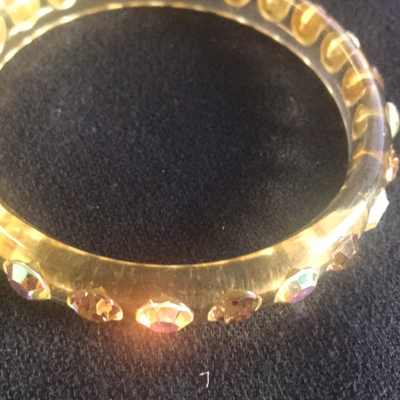 Plastic bracelets - Picture 5 of 6